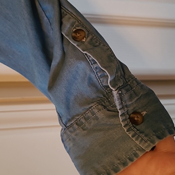 Sonoma Chambray Button Down Shirt Large - Picture 4 of 9